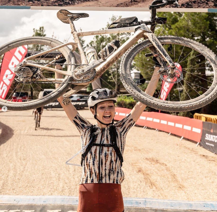 Annabel Fisher dominates the Gravel Earth Series final and takes the overall classification